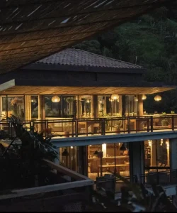 Evening view of lodge in Colombia wellness retreat led by Beatriz Martinez, Miami psychotherapist.